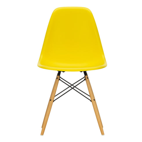 Cadeira Eames em Plástico DSW / Ácer Dourado